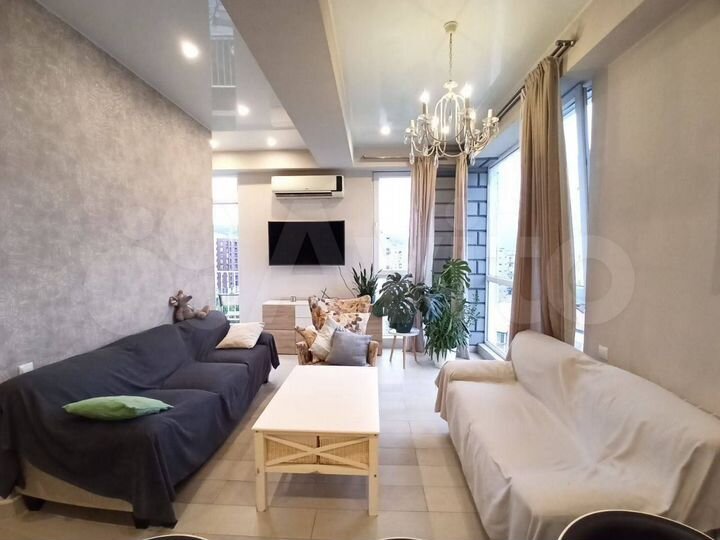 3-к. квартира, 80 м², 8/10 эт.