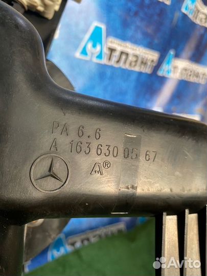 Лючок топливного бака Mercedes-Benz Ml W163