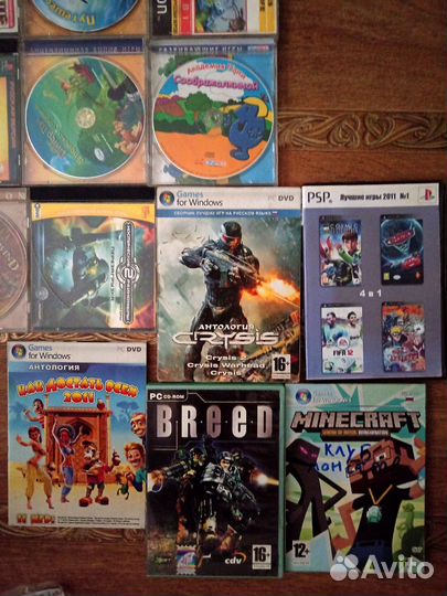 DVD диски с фильмами, сериалами, играми