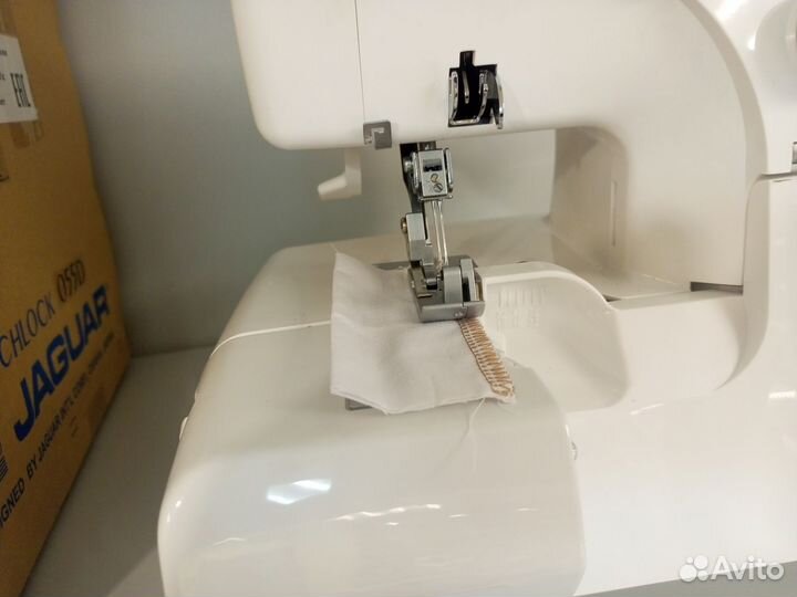 Оверлок Jaguar 055D