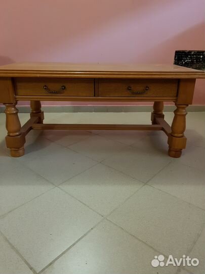 Стол журнальный