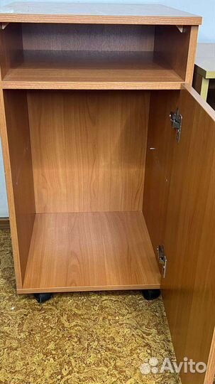 Тумба прикроватная