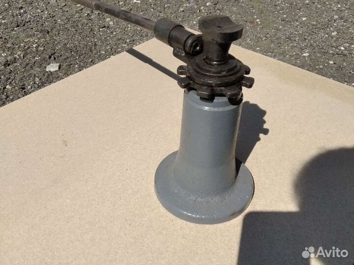 Домкрат г/п 2тонны