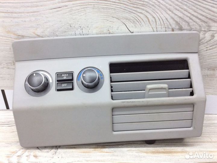 Блок управления климатической установкой задний