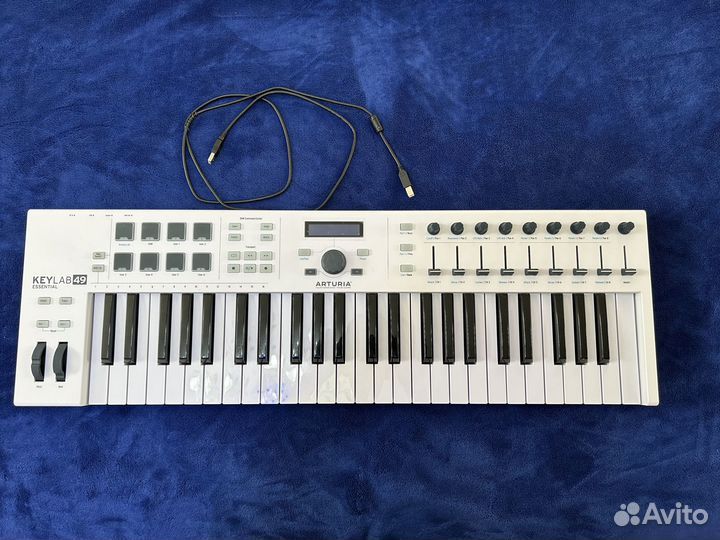 Midi-клавиатура Arturia KeyLab Essential 49