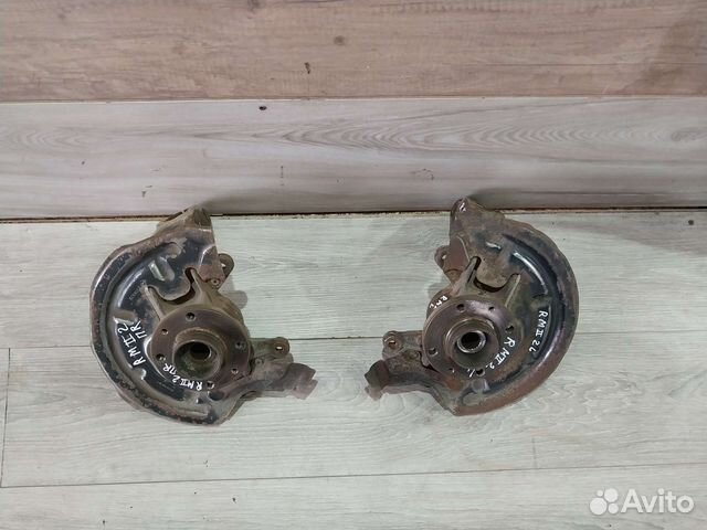 Поворотный кулак Renault Megan 2 Scenic 2