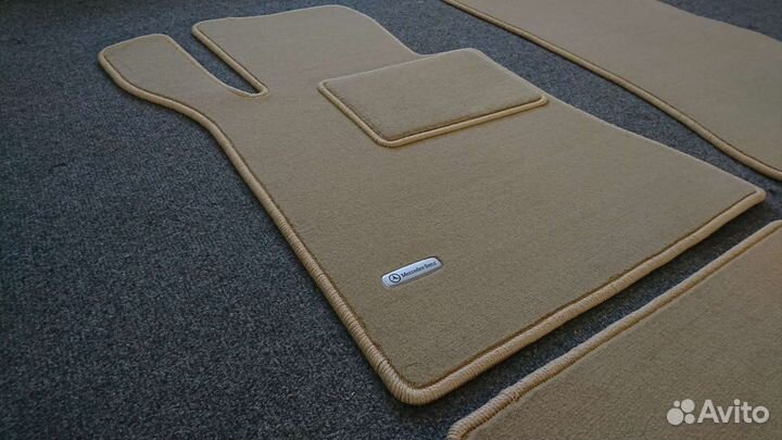 Автоковрики для Mercedes-Benz W126 SEC, бежевые