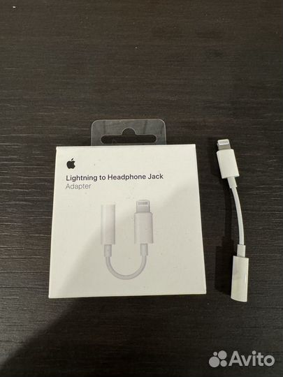 Apple Lightning to Headphone Jack 3.5 адаптер