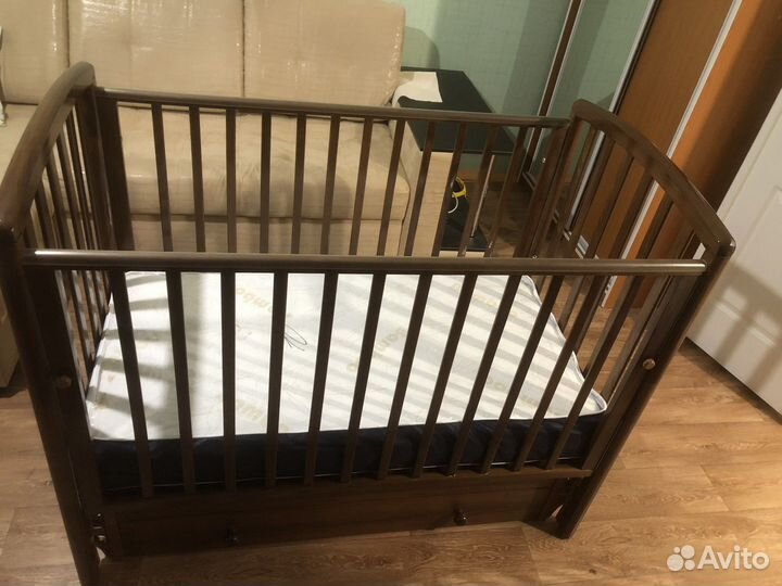 Детская кроватка с маятником Гандылян Дашенька