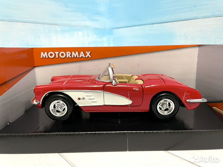 Модель автомобиля Chevrolet Corvette 1958 1/24