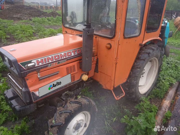 Мини-трактор HINOMOTO E2304, 2001