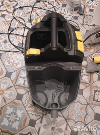 Моющий пылесос karcher puzzi 8 1