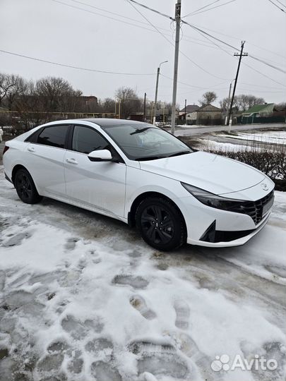 Hyundai Elantra 2.0 AT, 2021, 54 000 км