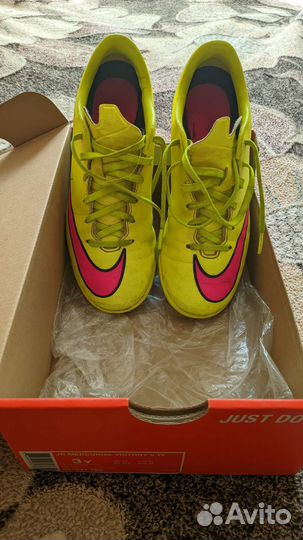 Шиповки Nike Mercurial Victory размер 35
