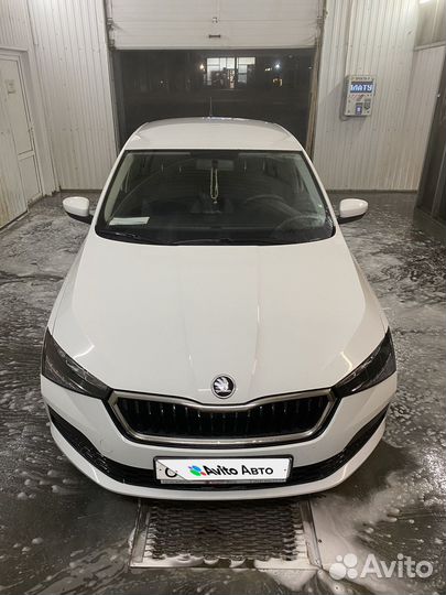 Skoda Rapid 1.6 AT, 2020, 80 000 км