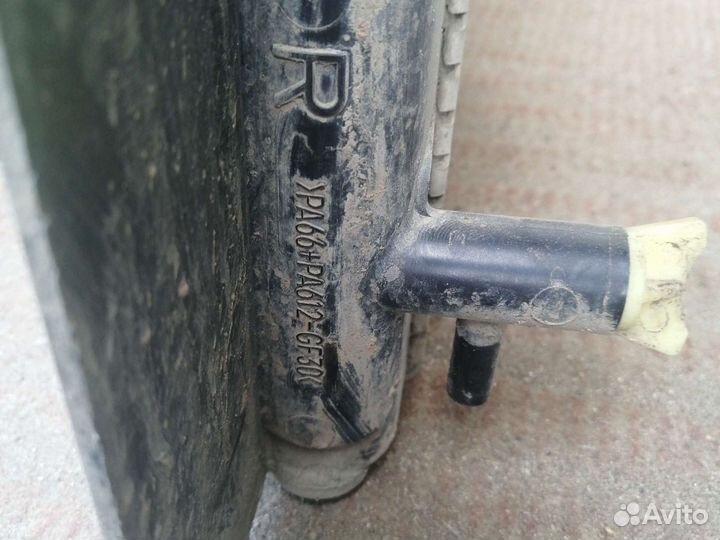 Радиатор охлаждения Ркпп Toyota Corolla 150