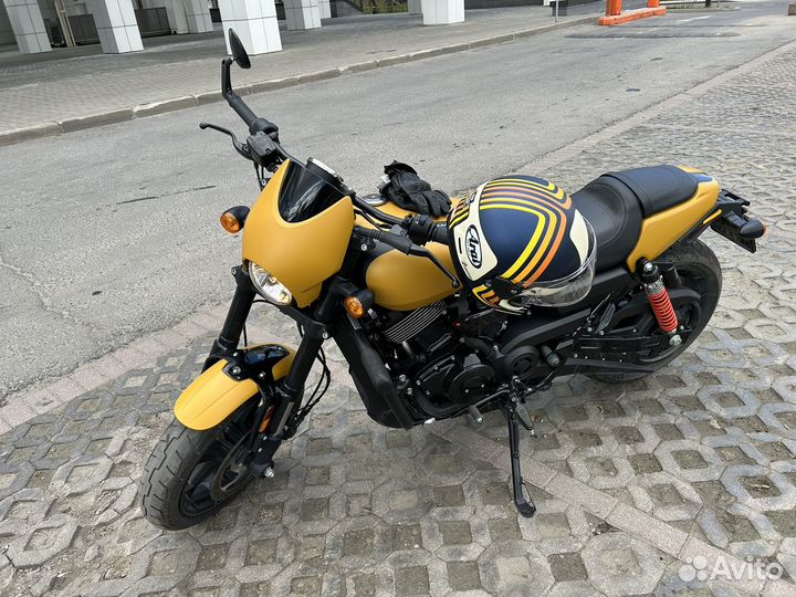 Harley-Davidson Street Rod 750