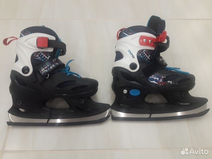 Коньки хоккейные детские размер 30-33