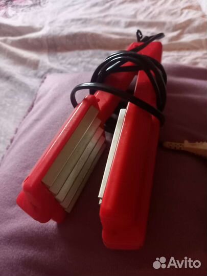 Щипцы для завивки волос