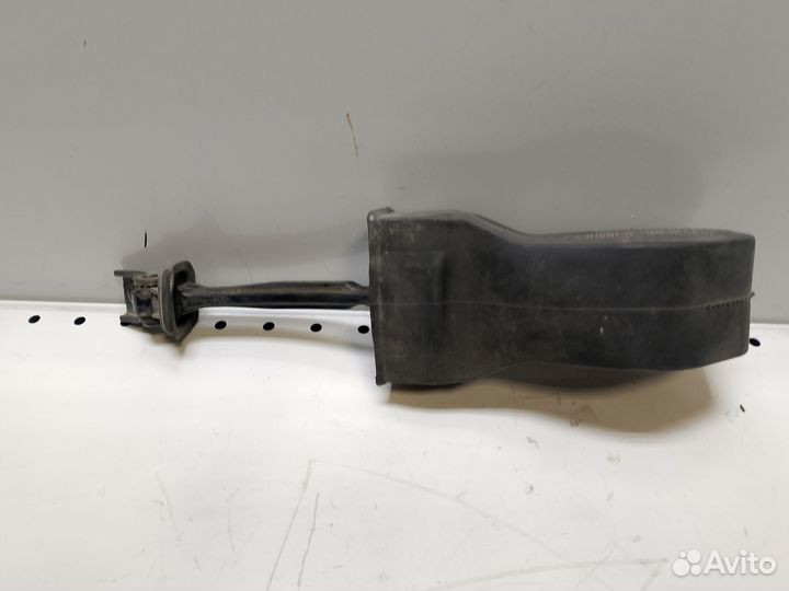 Ограничитель задней левой двери Volkswagen Tiguan