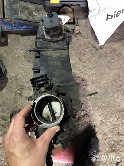 Впускной коллектор Chryasler Pacifica