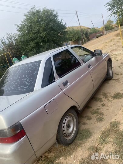 ВАЗ 2110 1.5 МТ, 2004, битый, 300 000 км