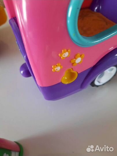 Игрушка автобус фургон с лошадью Wow