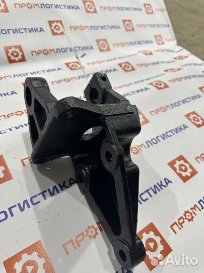 Кронштейн передней рессоры shacman X3000