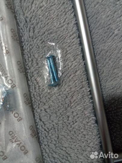 Новые мебельные ручки 4 одинаковых