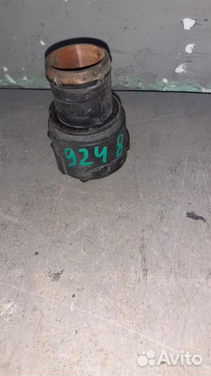 Фланец двигателя системы охлаждения Audi A6/RS6/S6