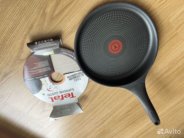 Сковородка блинная Теfal, новая-25см