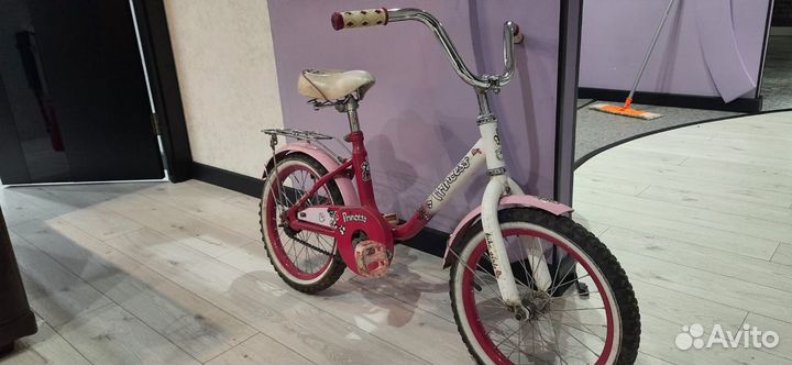 Велосипед для девочки 16диаметр колёс
