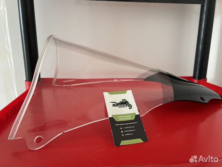 Ветровое стекло на Yamaha YZF-R1 2000-2001