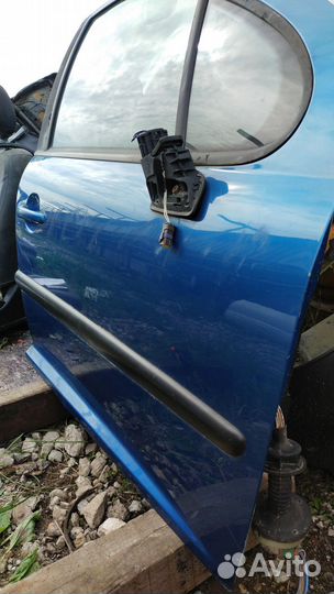 Дверь передняя правая (в сборе ) Peugeot 206