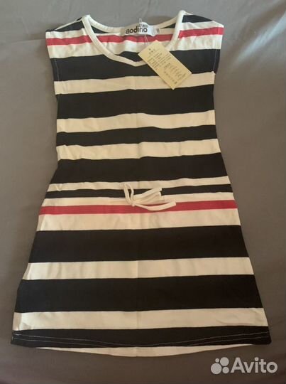 Новое красивое платье р-р 104-110