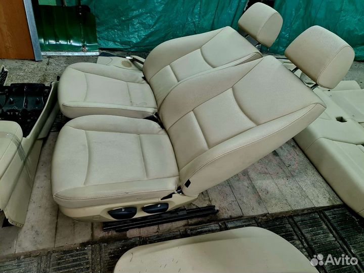 Сидения двери и консоль BMW X3 F25 2013г