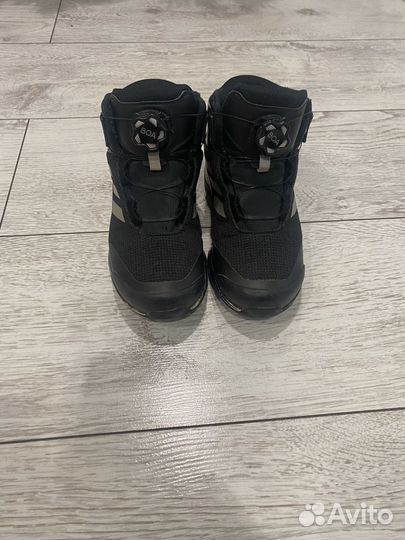 Ботинки зимние Adidas для мальчика 31 размер