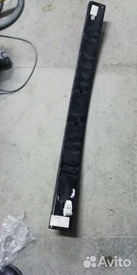 Усилитель бампера renault fluence 756107558r