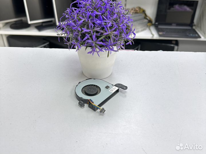 Кулер охлаждения ноутбука 13nb0b30t01011