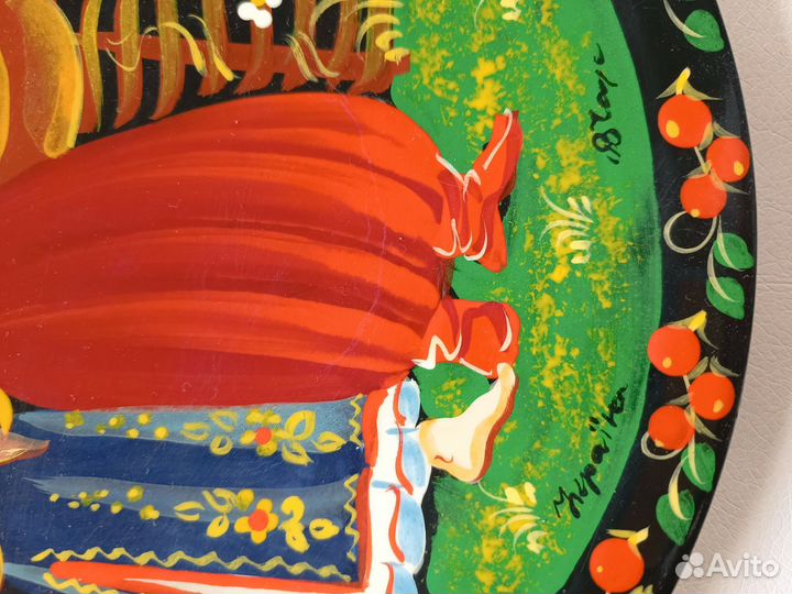 Сувенирные тарелки