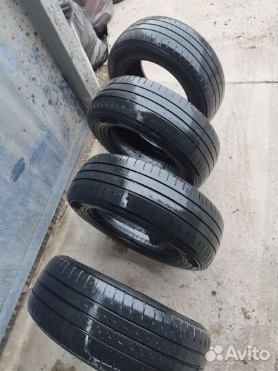 Pirelli Carrier 215/65 R16C 107