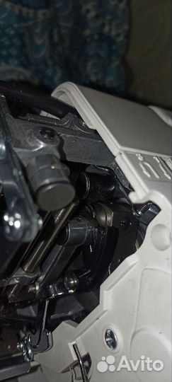 Швейная машина janome