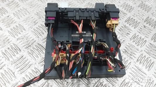 Блок предохранителей volkswagen tiguan 1 (ZAD11M10