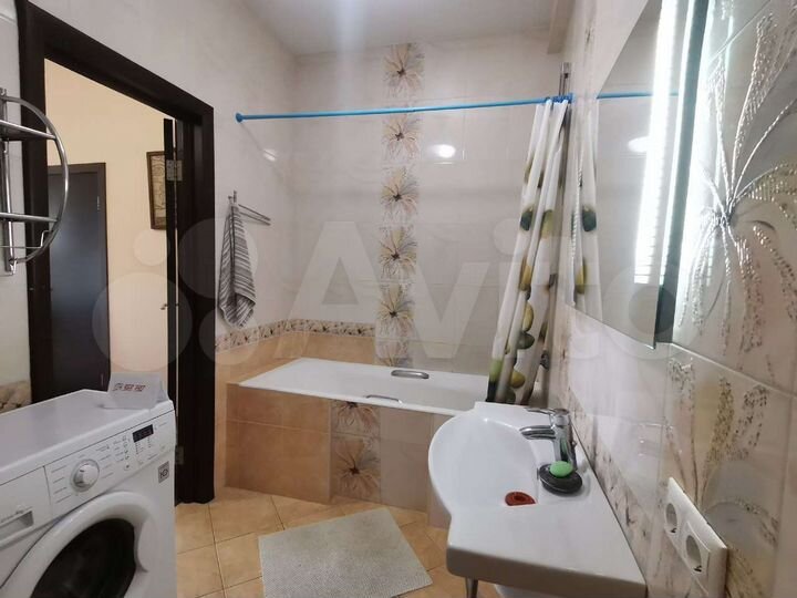 2-к. квартира, 75 м², 3/6 эт.