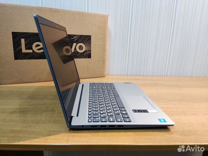 Новый ноутбук Lenovo platinum intel/8GB/m2SSD/ips