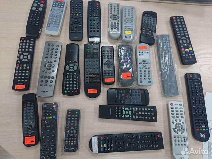 Пульты для тв ведущих брендов (одним лотом)
