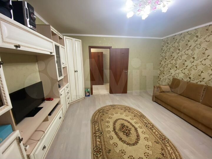 2-к. квартира, 65,6 м², 1/12 эт.