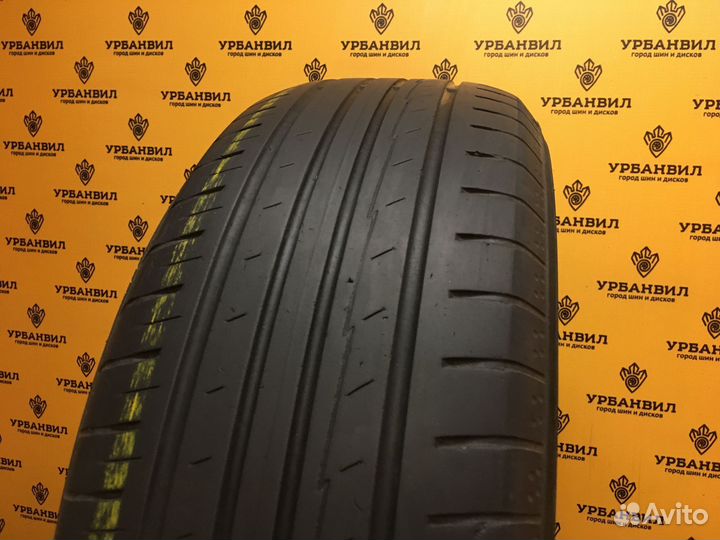 Yokohama BluEarth AE50 SUV 215/65 R17 99V
