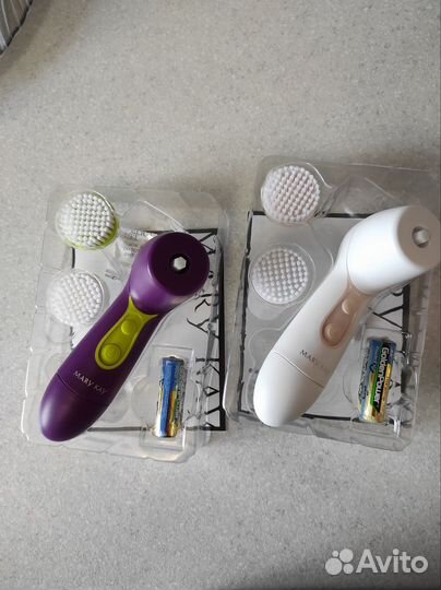 Щетка для очищения кожи лица