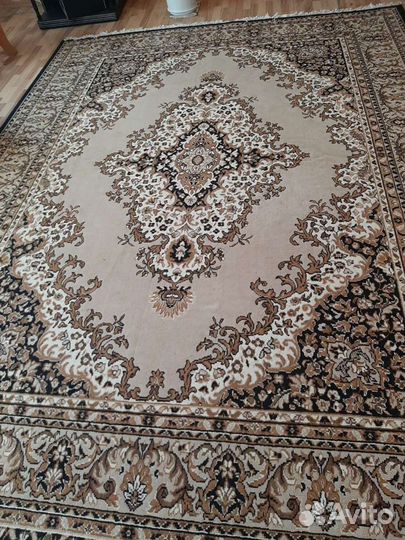 Ковер большой 3,75 на 2,8 метра